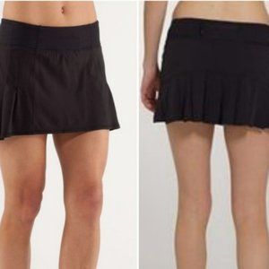 Lululemon Speed Skirt with pleats (back), size 8 tall